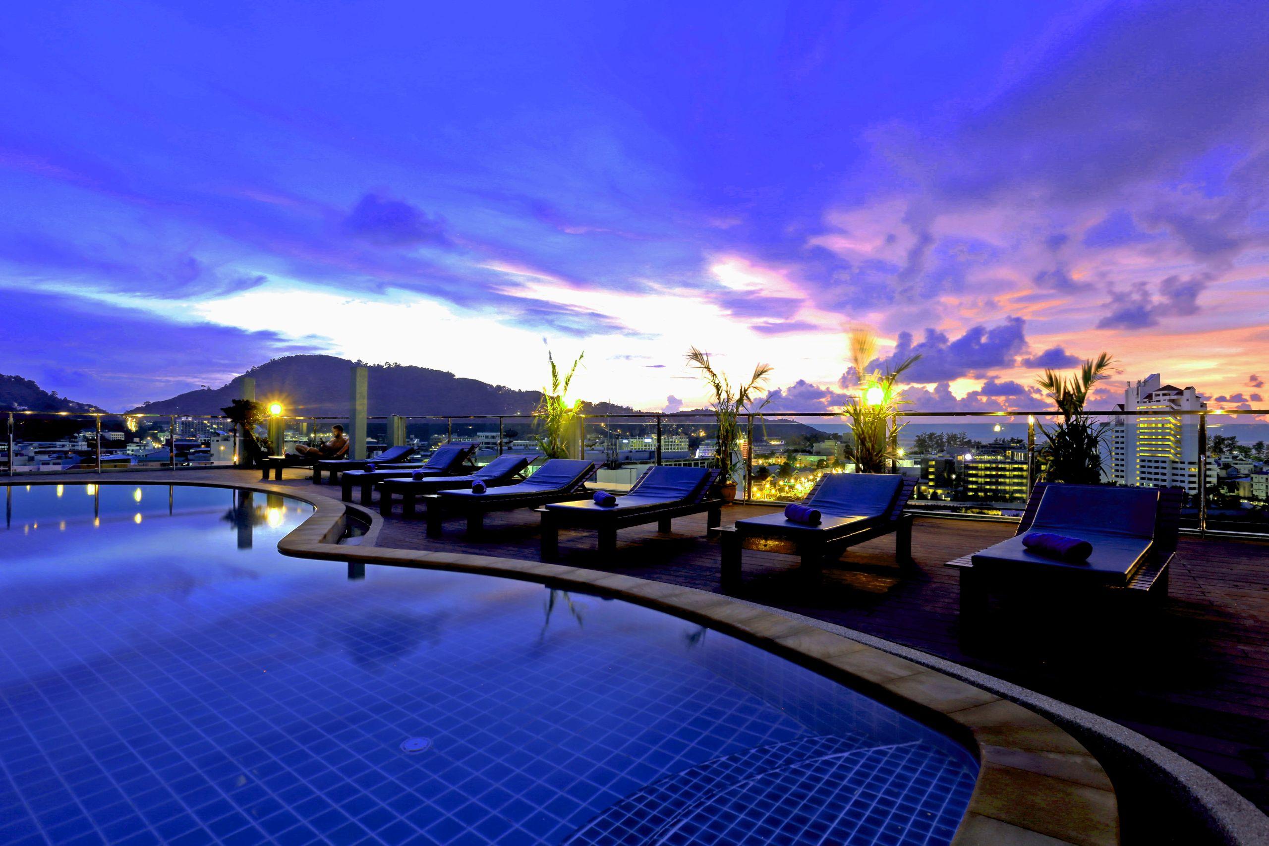 Add Plus Hotel & Spa Patong Exteriér fotografie